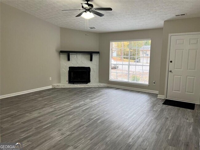 Building Photo - 5285 Sugar Crest Dr