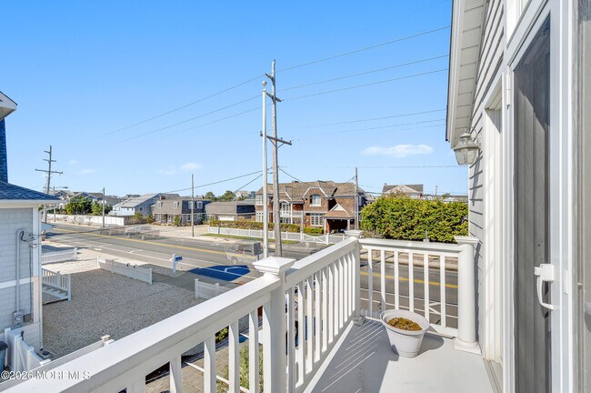 Building Photo - 973 Ocean Ave