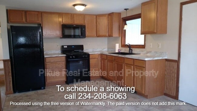 Building Photo - 1017 Niles St SW