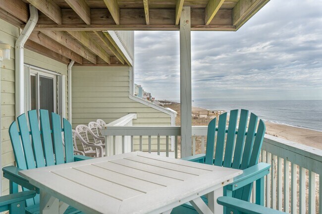 Building Photo - ELEGANT OCEANFRONT OFF-SEASON RENTAL FOR YOUR PERFECT WINTER GETAWAY