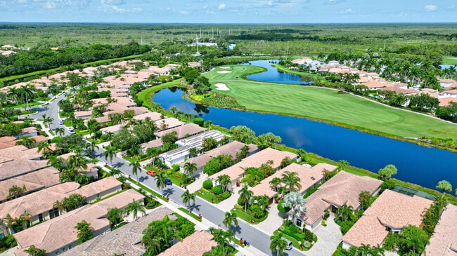 Building Photo - 119 Esperanza Way