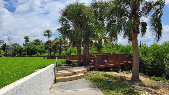 Building Photo - Annual turnkey furnished 2-Bedroom, 2-Bath...