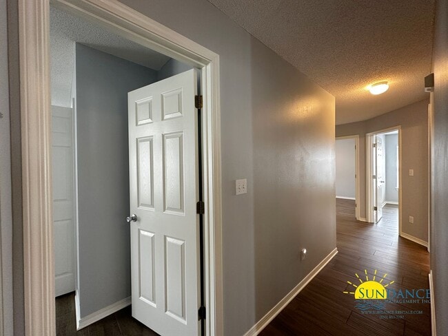 Building Photo - Wonderful 4 Bedroom Home in Fort Walton Beach