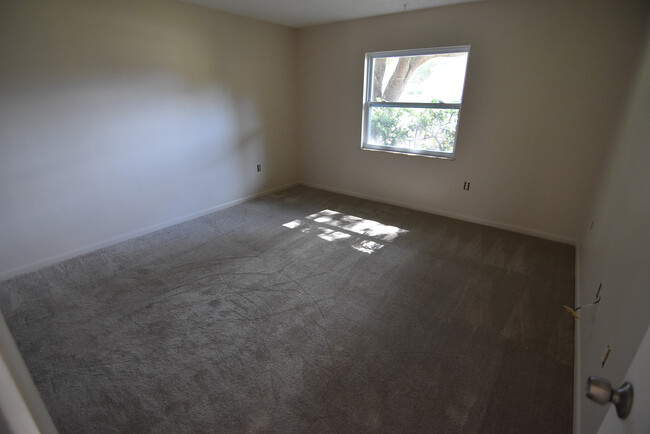 Building Photo - 3/2 Single Family Home in Bel Air Hills AV...