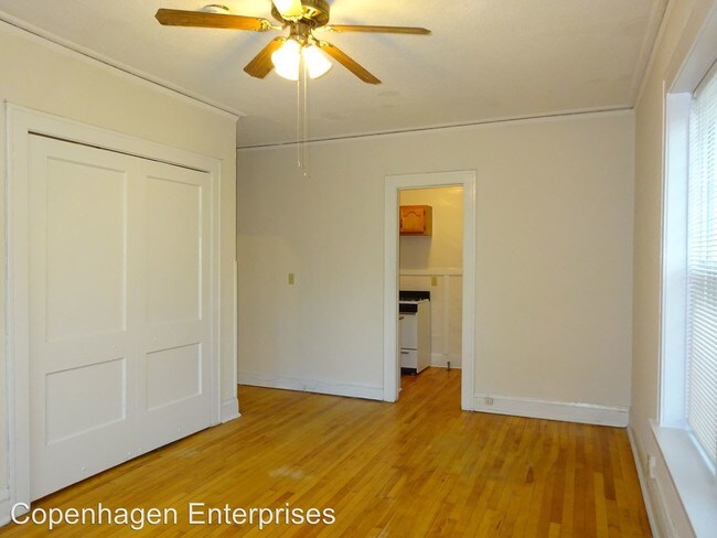 Building Photo - 507 E 14th St