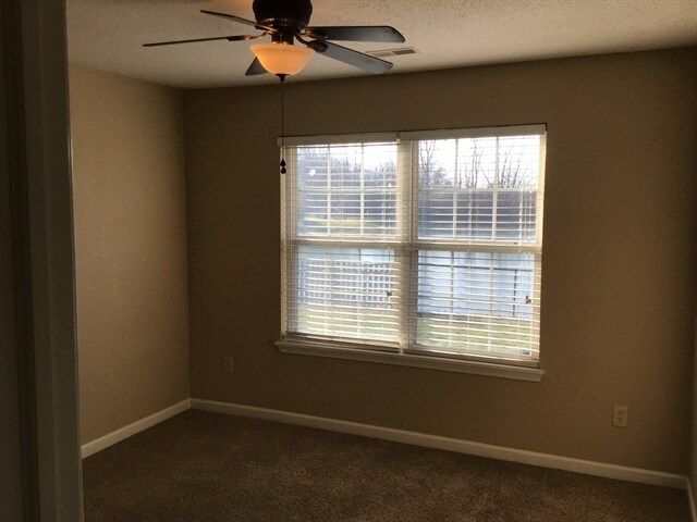 Building Photo - 8316 Crosser Dr