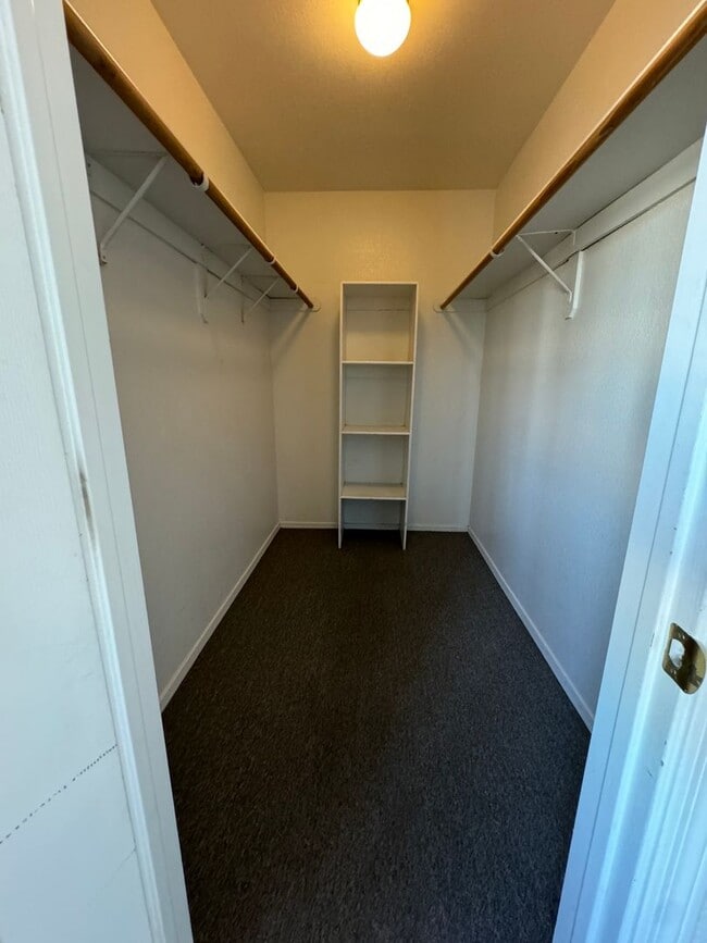 Building Photo - 1 bedroom 1 bath - Apartment Near Casinos with Attached Garage