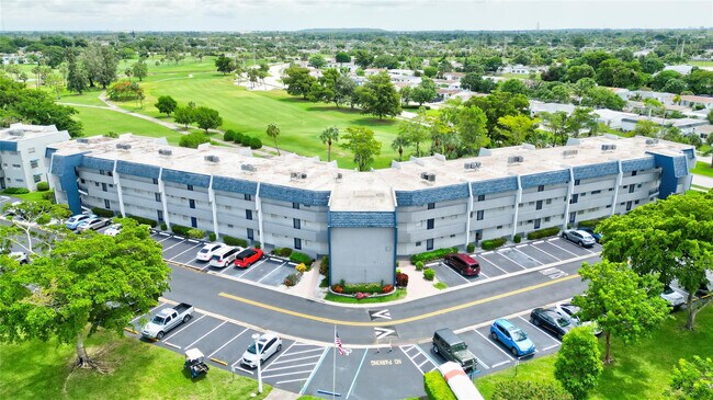 Primary Photo - 7787 Golf Cir Dr