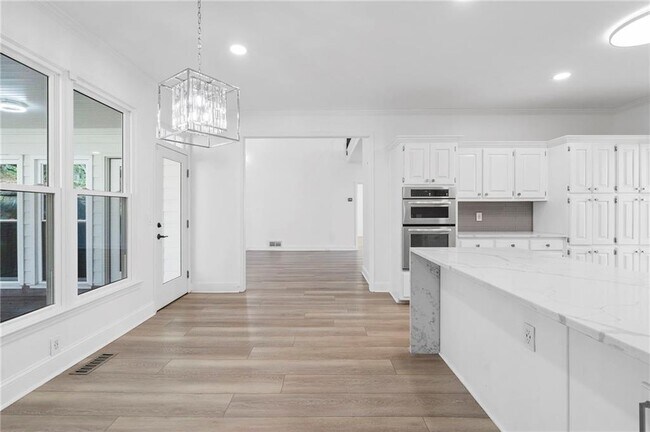 Building Photo - 526 Coopers Pond Dr