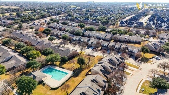 Building Photo - What's special