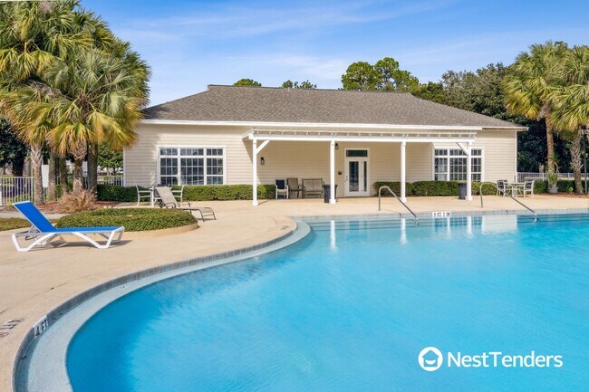 Building Photo - 31255 Paradise Cmns