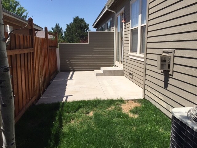 Building Photo - 6652 Aston Cir