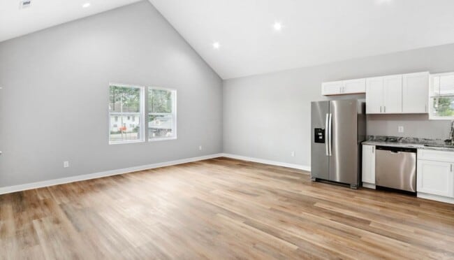 Building Photo - 2018 Rembrandt St