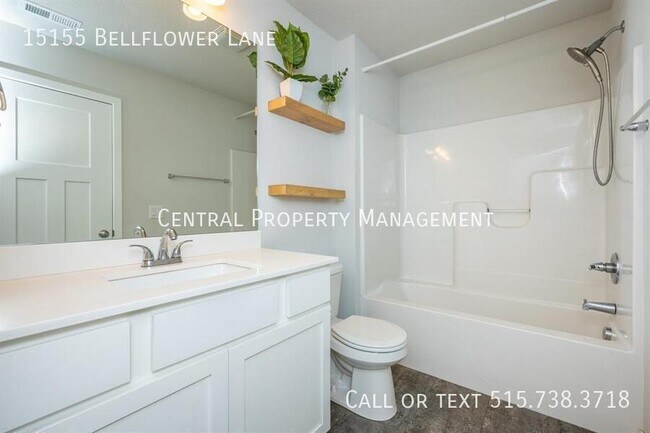 Building Photo - 15155 Bellflower Ln