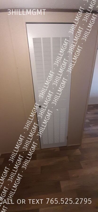 Building Photo - 5600 W Kilgore Ave