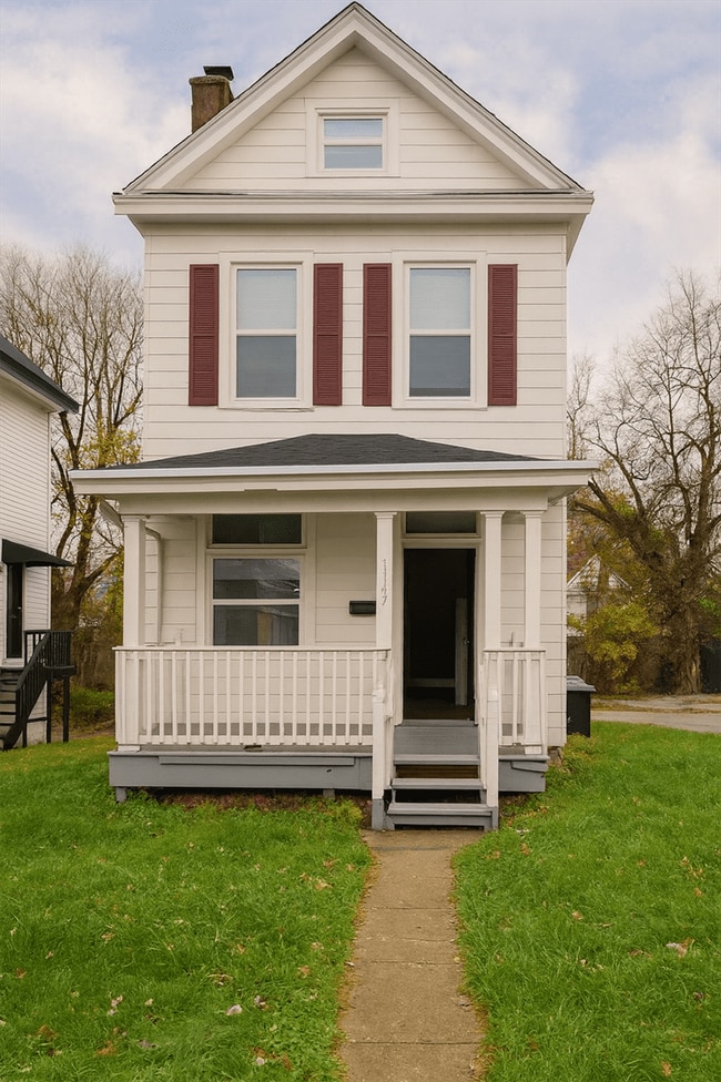 Primary Photo - 1147 Homeside Ave