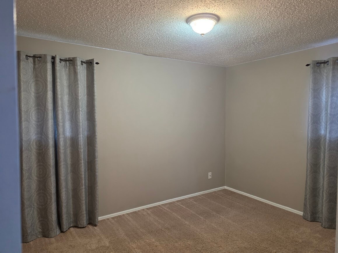 Second bedroom - 4104 Kim Dr