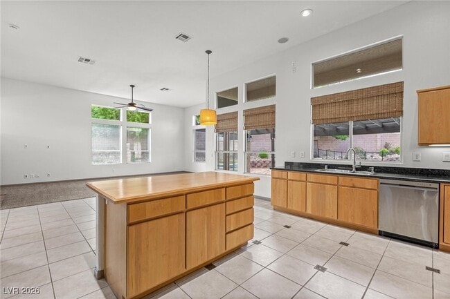 Building Photo - 8009 Clock Tower Ct