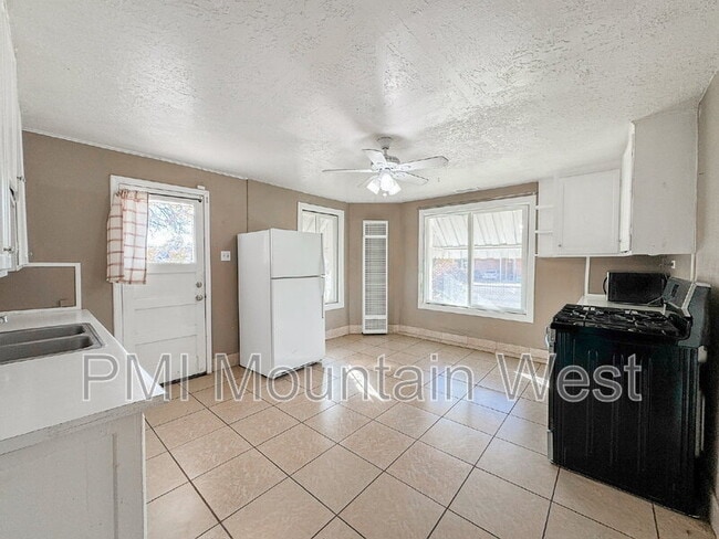 Building Photo - 3515 S 2300 E