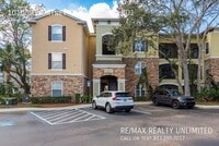 Building Photo - 10105 Courtney Oaks Cir