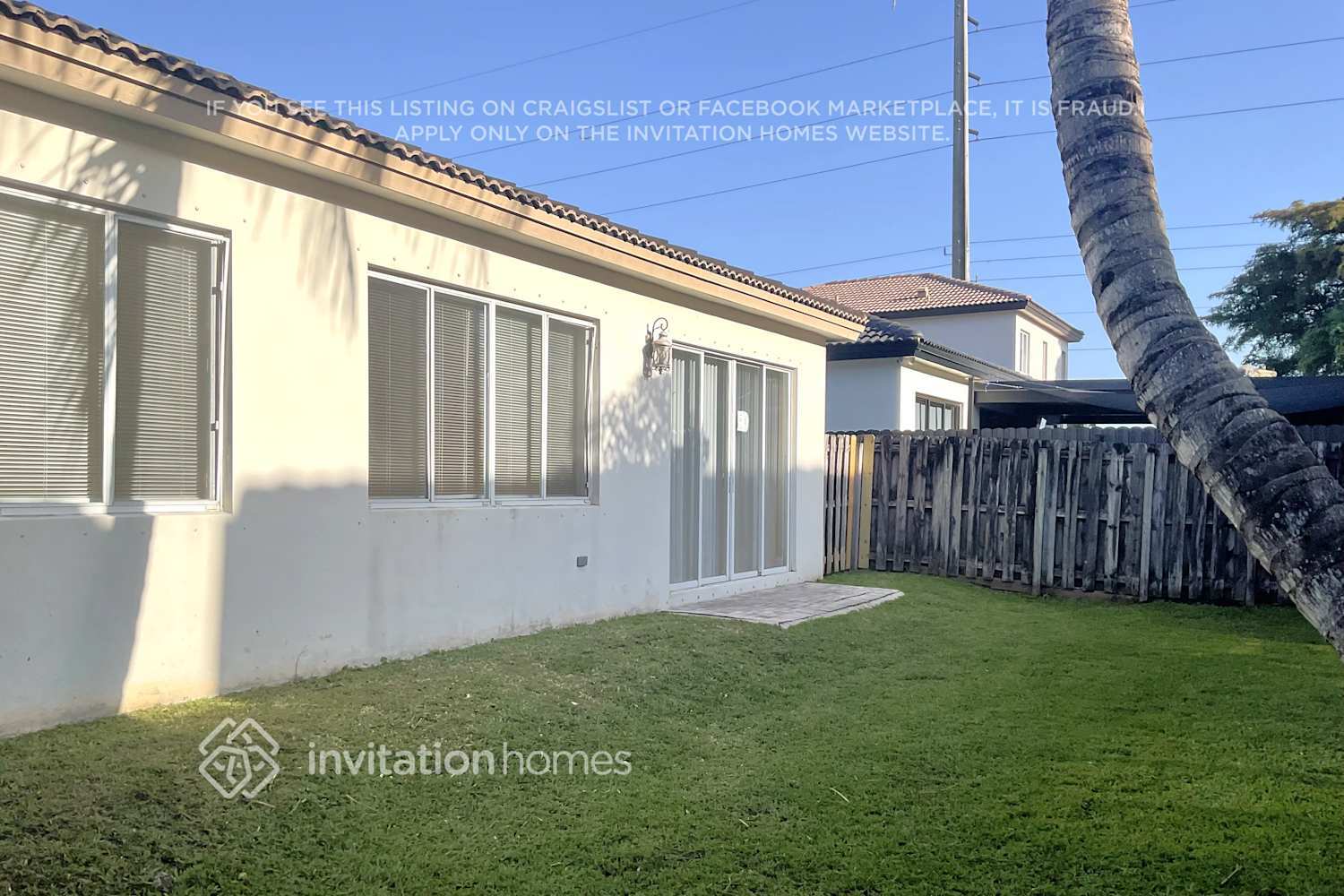 Building Photo - 859 SW 155th Ct