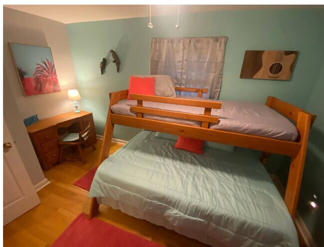 Building Photo - Quiet Oasis in Lynchburg Near University i...