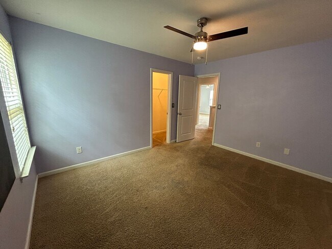 Building Photo - Beautiful 5 Bedroom Home in the Park Brook...