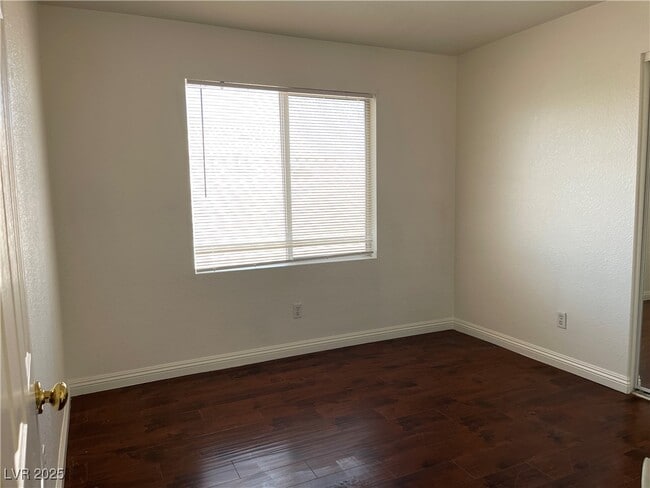 Building Photo - 4364 Mesa Hill Dr