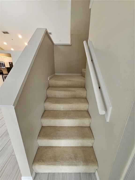 Building Photo - 4250 Players Pl