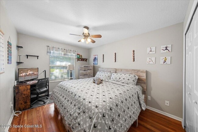 Building Photo - 1235 Pemberton Trail