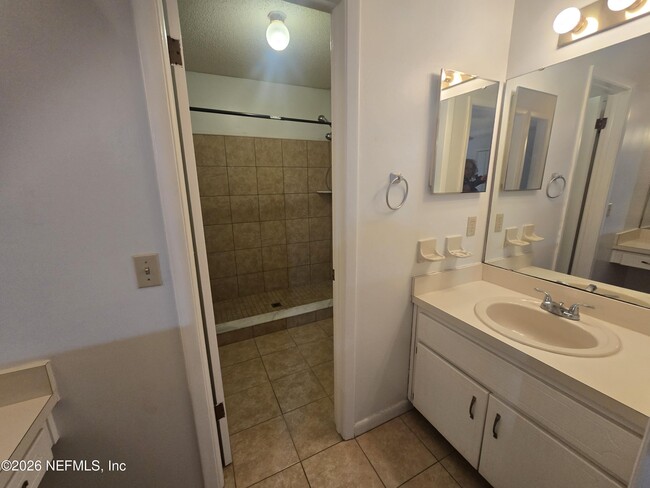 Building Photo - 4422 Winderbrook Ct