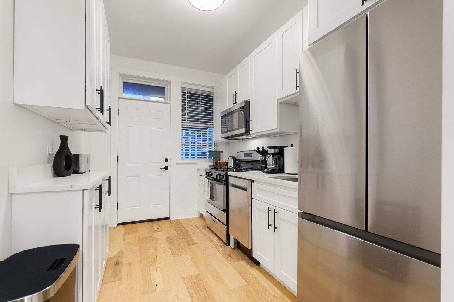 Building Photo - 618 W Patterson Ave