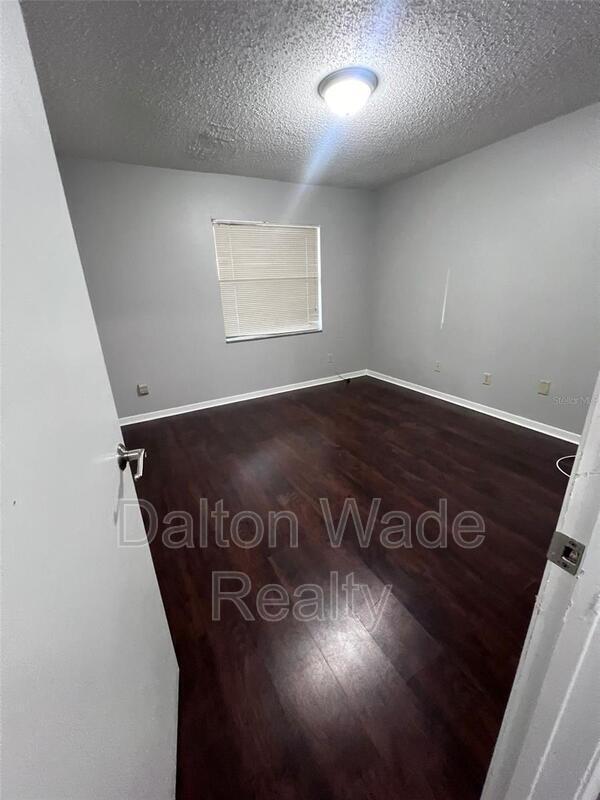 Building Photo - 6330 Bonnie Bay Cir N