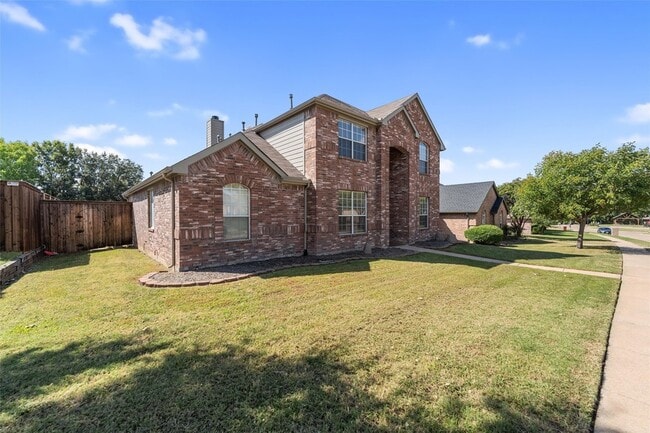 Building Photo - 321 Williamsburg Dr