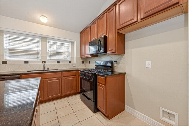 Building Photo - 2517 Wood Park Blvd