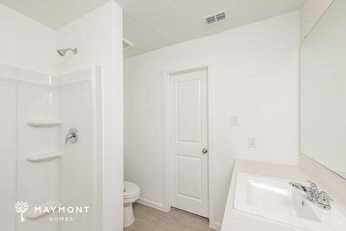 Building Photo - 236 Sycamore Pl