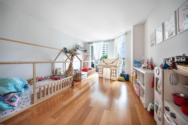 Building Photo - 21205 Yacht Club Dr