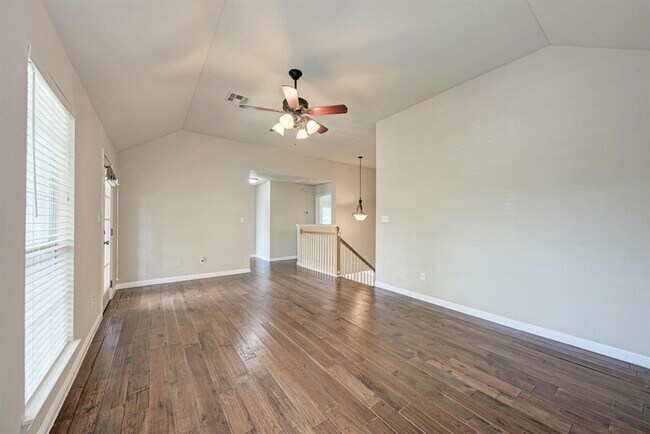 Building Photo - 11128 Sandstone Trail