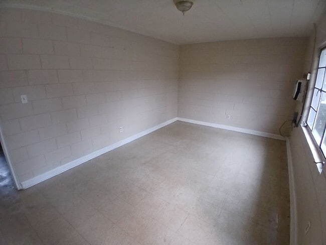 Building Photo - Duplex near Clayton/Garner/Raleigh