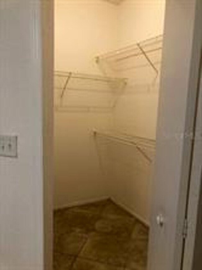 Building Photo - 1 Bedroom / 1 Bath Condo in Lake Mary Available Now!