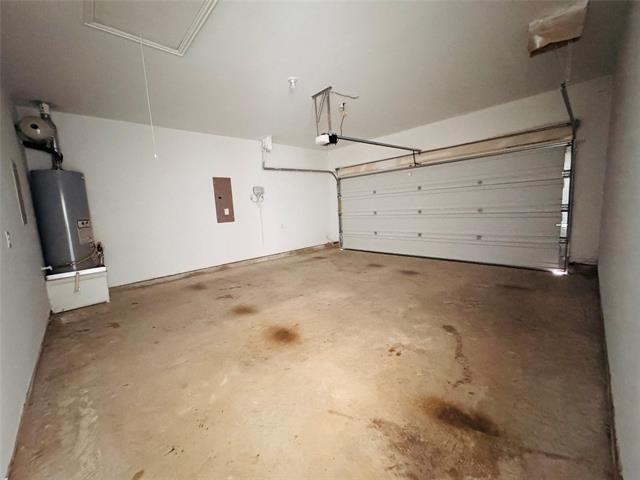 Building Photo - 5616 Elwood Dr