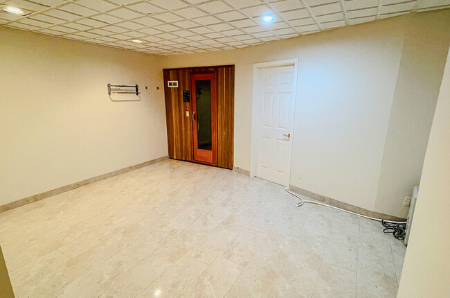 Building Photo - 29603 N Meadowridge