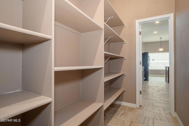 Building Photo - 2241 Tierra Delmonte Dr