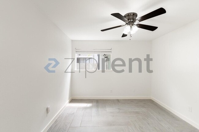 Building Photo - 2311 Singletree Ave