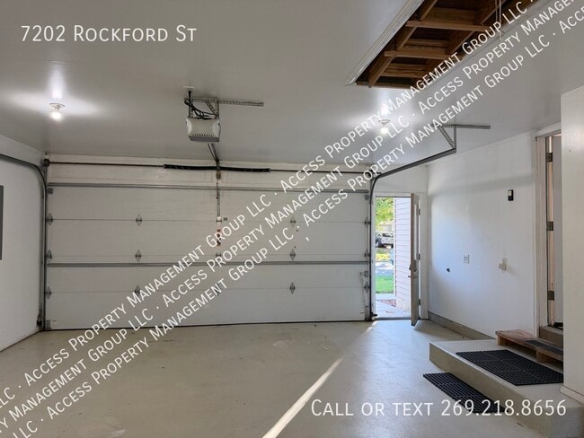 Building Photo - 7202 Rockford St