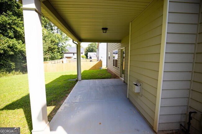 Building Photo - 7955 Pikefarm Trl