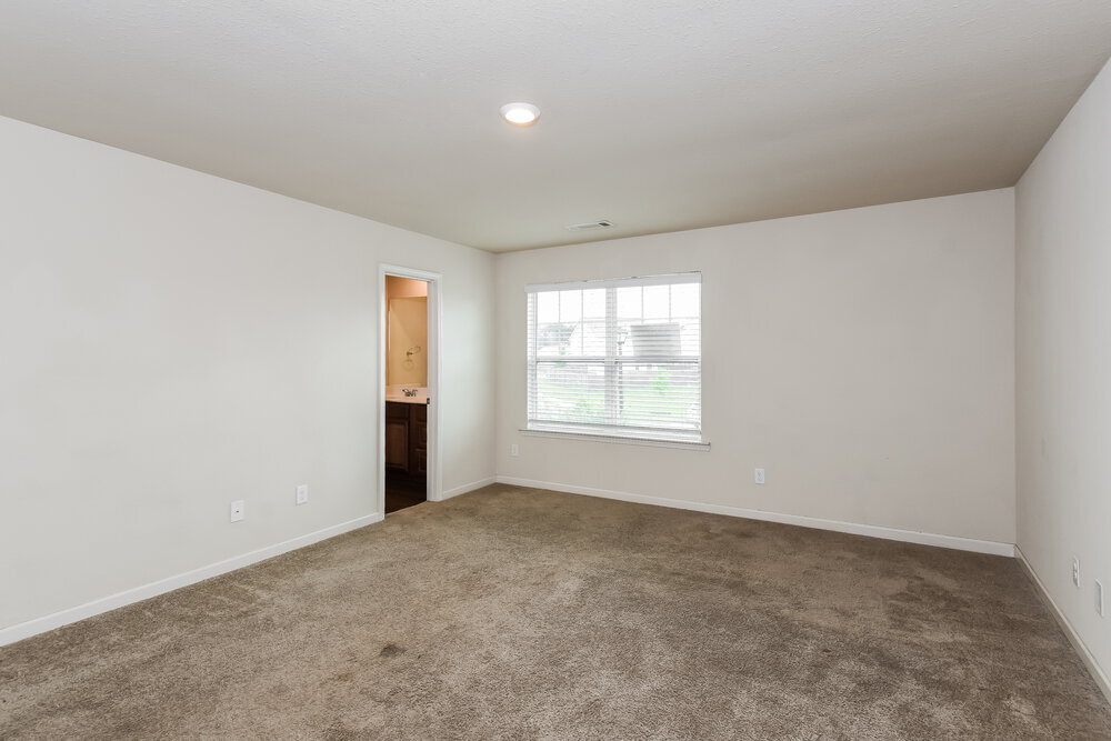 Building Photo - 128 Brook Dr