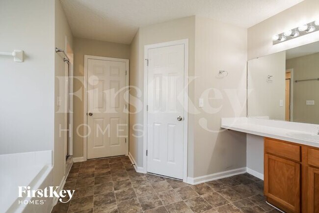 Building Photo - 5510 Bristol Bay Ln N