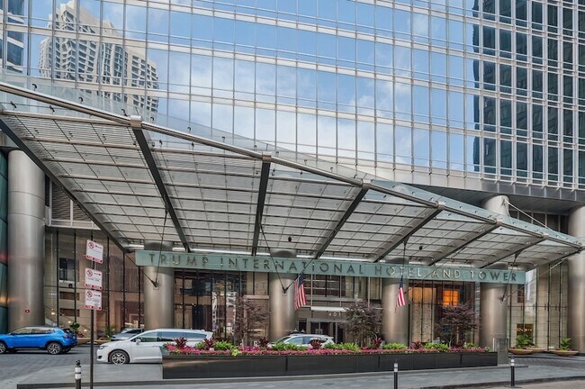 Building Photo - 401 N Wabash Ave