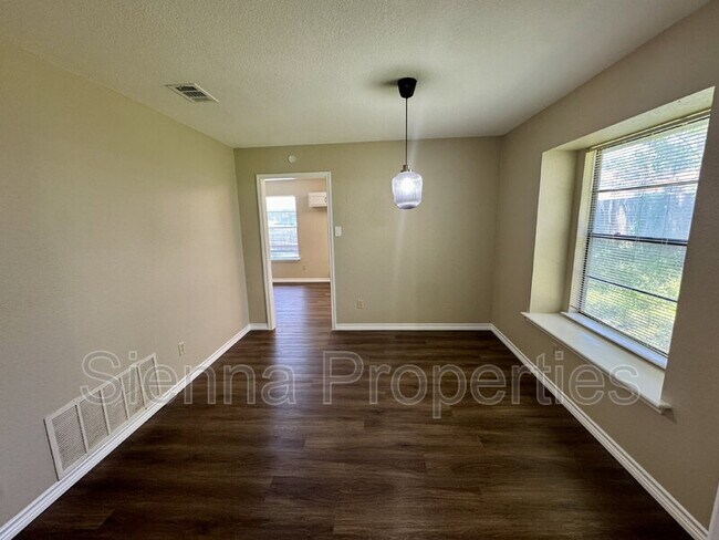 Building Photo - 7206 Smokey Hill Rd